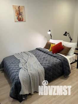 Студия квартира, посуточно, 20м2, 1/10 этаж