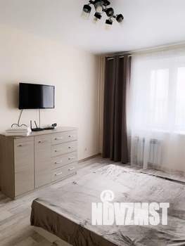 1-к квартира, посуточно, 40м2, 8/10 этаж