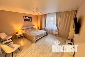 1-к квартира, посуточно, 39м2, 1/10 этаж
