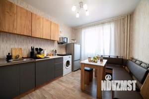 1-к квартира, посуточно, 42м2, 1/1 этаж