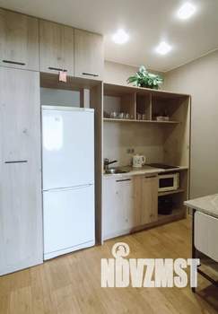 2-к квартира, посуточно, 40м2, 2/25 этаж