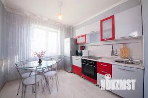 1-к квартира, посуточно, 53м2, 1/1 этаж