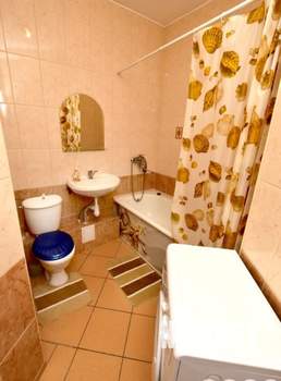 1-к квартира, на длительный срок, 55м2, 3/11 этаж