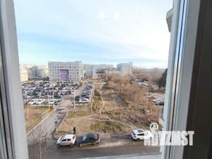 1-к квартира, посуточно, 42м2, 3/10 этаж