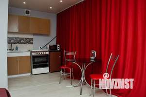 1-к квартира, посуточно, 32м2, 2/4 этаж