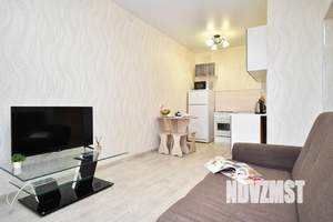 2-к квартира, посуточно, 46м2, 1/1 этаж