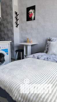 Студия квартира, посуточно, 14м2, 3/5 этаж