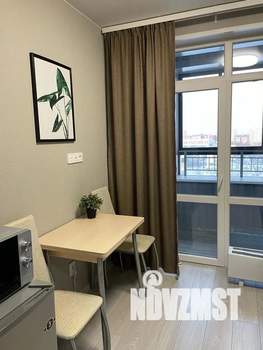 Студия квартира, посуточно, 39м2, 11/17 этаж