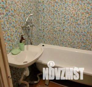 1-к квартира, на длительный срок, 42м2, 10/10 этаж