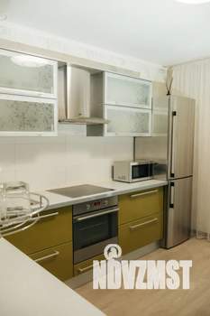1-к квартира, посуточно, 51м2, 8/10 этаж