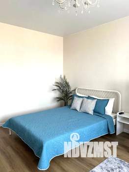 1-к квартира, посуточно, 45м2, 6/25 этаж