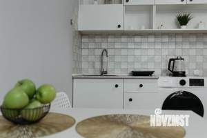 Студия квартира, посуточно, 28м2, 5/18 этаж