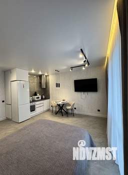 Студия квартира, посуточно, 32м2, 22/25 этаж