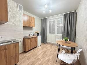 1-к квартира, посуточно, 42м2, 3/15 этаж