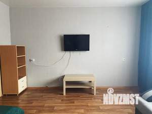 1-к квартира, посуточно, 32м2, 3/10 этаж