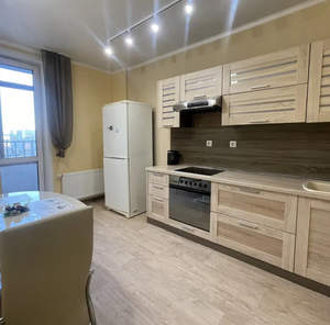 1-к квартира, на длительный срок, 47м2, 5/10 этаж
