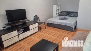 1-к квартира, посуточно, 42м2, 3/10 этаж