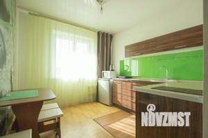 1-к квартира, посуточно, 42м2, 1/1 этаж