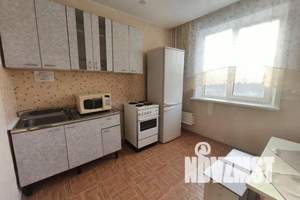 1-к квартира, посуточно, 35м2, 4/9 этаж