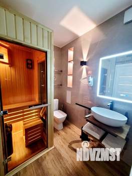 Студия квартира, посуточно, 40м2, 2/17 этаж