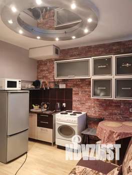 Студия квартира, посуточно, 33м2, 1/17 этаж