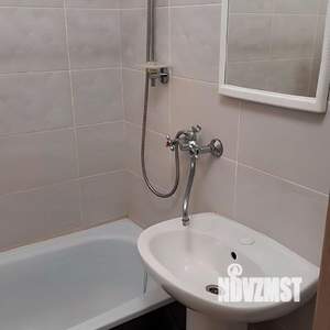 2-к квартира, посуточно, 54м2, 1/1 этаж