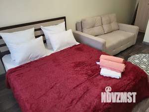 1-к квартира, посуточно, 38м2, 7/10 этаж