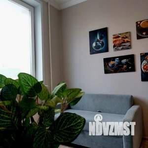 1-к квартира, посуточно, 38м2, 4/15 этаж