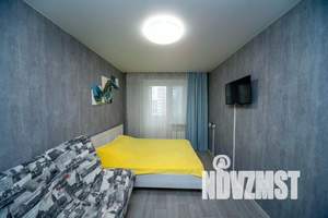 1-к квартира, посуточно, 32м2, 5/10 этаж