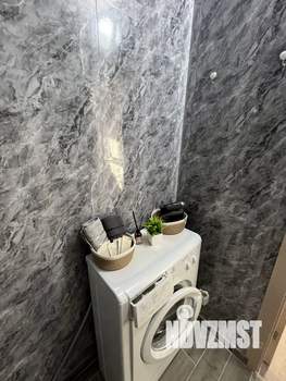 1-к квартира, посуточно, 35м2, 4/8 этаж