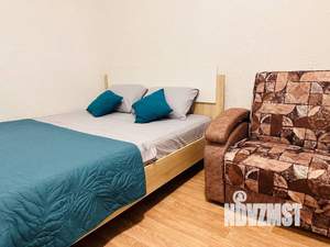 1-к квартира, посуточно, 37м2, 5/10 этаж