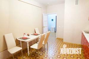 1-к квартира, посуточно, 42м2, 21/25 этаж