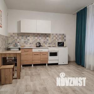 Студия квартира, посуточно, 43м2, 8/9 этаж