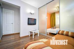 1-к квартира, посуточно, 38м2, 8/10 этаж