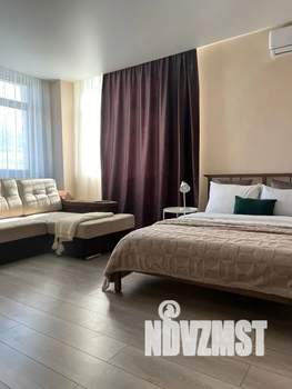 1-к квартира, посуточно, 40м2, 18/25 этаж