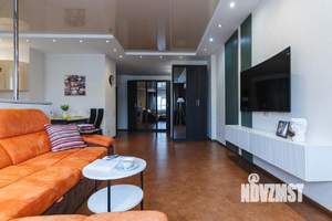 2-к квартира, посуточно, 70м2, 8/17 этаж