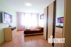 1-к квартира, посуточно, 42м2, 1/1 этаж