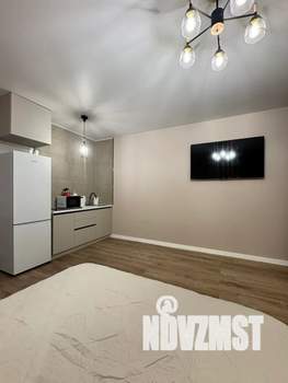 Студия квартира, посуточно, 32м2, 24/25 этаж