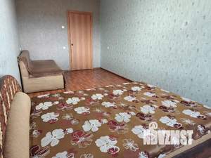 1-к квартира, посуточно, 40м2, 4/10 этаж