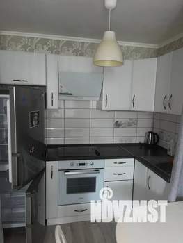 Студия квартира, посуточно, 35м2, 3/10 этаж