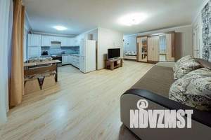 2-к квартира, посуточно, 45м2, 3/5 этаж