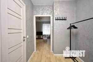 1-к квартира, посуточно, 42м2, 1/1 этаж