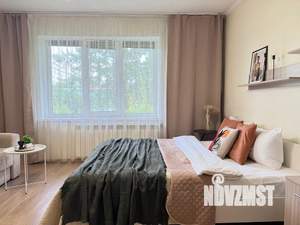 1-к квартира, посуточно, 40м2, 1/8 этаж