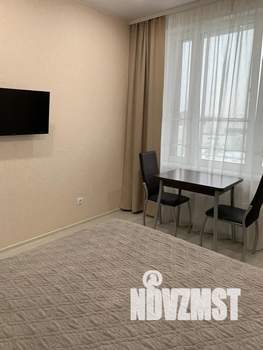 Студия квартира, посуточно, 28м2, 11/22 этаж