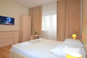 1-к квартира, посуточно, 53м2, 1/1 этаж