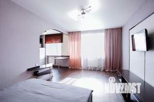 1-к квартира, посуточно, 35м2, 1/1 этаж