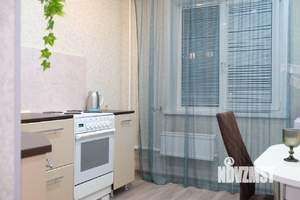 1-к квартира, посуточно, 42м2, 7/10 этаж