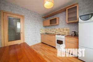 1-к квартира, посуточно, 37м2, 6/10 этаж