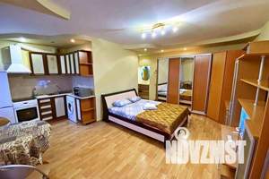 1-к квартира, посуточно, 40м2, 3/5 этаж