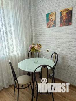 2-к квартира, посуточно, 56м2, 8/10 этаж